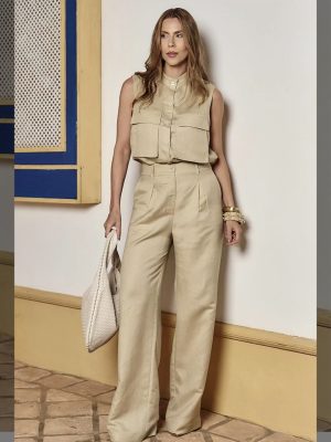 Conjunto blusa sem manga com bolso cargo
